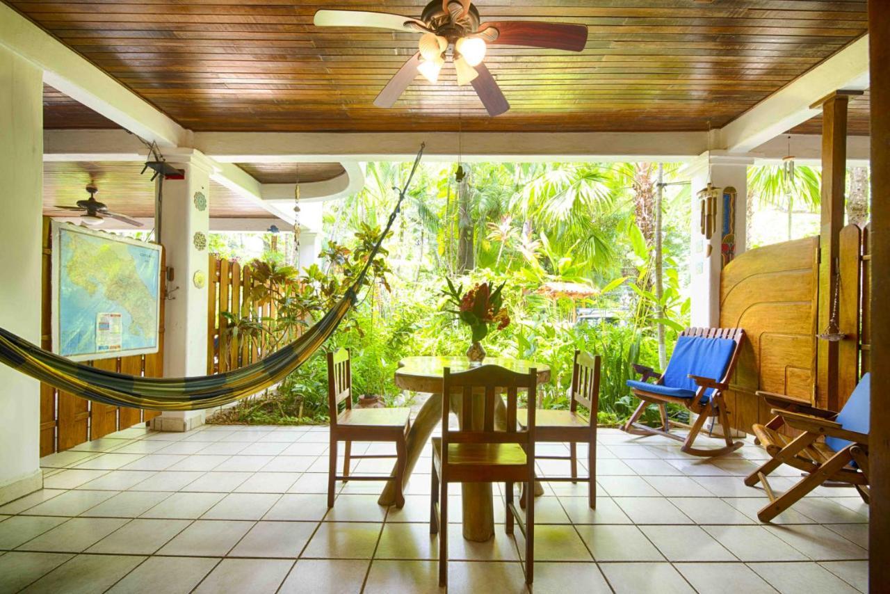 Casa Sueca Hotel - At The Beach Тамариндо Екстериор снимка